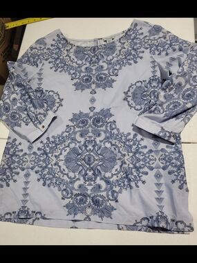 Paraphrase Light Blue Medallion Print Blouse
